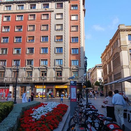 Bonito Piso En Gijon Centro Playa Apartment Luaran gambar